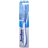 Jordan Clean Between Toothbrush Soft 0.01mm 1 Τεμάχιο, Κωδ 310036 - Μπλε - Μαλακή Οδοντόβουρτσα για Βαθύ Καθαρισμό με Εξαιρετικά Λεπτές Ίνες
