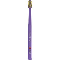 Curaprox CS 1560 Soft Toothbrush 1 Τεμάχιο - Μωβ / Κίτρινο - Χειροκίνητη Οδοντόβουρτσα με Μαλακές Ίνες για Βαθύ Καθαρισμό