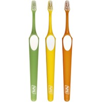 Tepe Supreme Soft Toothbrush 3 Τεμάχια, Πράσινο / Κίτρινο / Πορτοκαλί - Μαλακή Οδοντόβουρτσα που Διαθέτει Εργονομική Λαβή & Ίνες 2 Επιπέδων για Βελτιωμένη Προσπέλαση