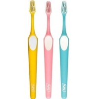 Tepe Supreme Soft Toothbrush 3 Τεμάχια - Κίτρινο / Ροζ/ Γαλάζιο - Μαλακή Οδοντόβουρτσα που Διαθέτει Εργονομική Λαβή & Ίνες 2 Επιπέδων για Βελτιωμένη Προσπέλαση