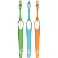 Tepe Supreme Soft Toothbrush 3 Τεμάχια - Πράσινο / Γαλάζιο / Πορτοκαλί - Μαλακή Οδοντόβουρτσα που Διαθέτει Εργονομική Λαβή & Ίνες 2 Επιπέδων για Βελτιωμένη Προσπέλαση