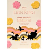 Mad Beauty Disney The Lion King Make Your Own Bath Fizzer Set Κωδ 99678, 1 Τεμάχιο - DIY Σετ Δώρου Φυσαλίδες Μπάνιου με Καλούπια σε 2 Σχέδια & Σκόνη σε 3 Χρώματα  με Άρωμα Μάνγκο & Παπάγια Εμπνευσμένα Από τους Χαρακτήρες της Ταινίας Disney The Lion King