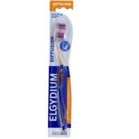 Elgydium Diffusion Souple Soft Intense Cleaning Toothbrush 1 Τεμάχιο - Μαλακή Οδοντόβουρτσα με Ίνες με Μοναδικό Σχεδιασμό Κατάλληλες για Εξατομικευμένο Καθαρισμό