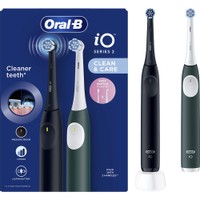 Oral-B Promo iO Series 2 Clean & Care Electric Toothbrush Black & Dark Green 2 Τεμάχια - Ηλεκτρική Οδοντόβουρτσα με 3 Προγράμματα Καθαρισμού & Αισθητήρα Πίεσης σε Μαύρο Χρώμα & Σκούρο Πράσινο