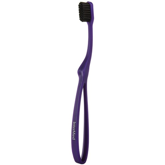 Δώρο Intermed Ergonomic Toothbrush Medium Μωβ 1 Τεμάχιο