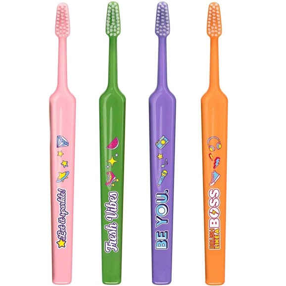 TePe Kids Extra Soft Toothbrush 6+ Years Παιδικές Οδοντόβουρτσες με Πολύ Μαλακές Ίνες & Ευχάριστα Σχέδια 4 Τεμάχια - Multicolor 1