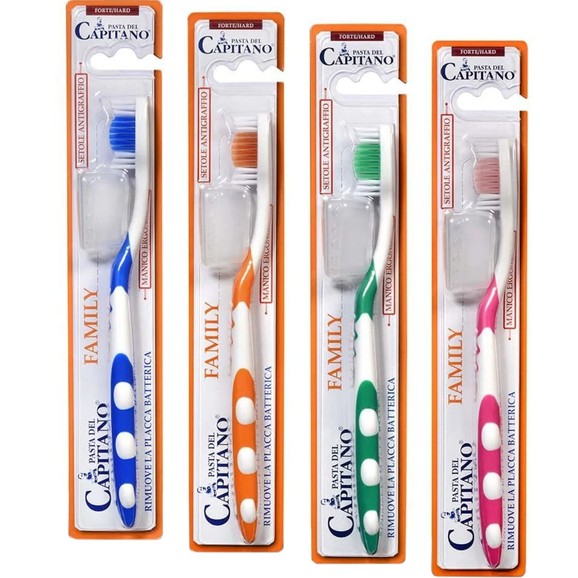 Pasta del Capitano Family Hard Toothbrush 1 Τεμάχιο σε Τυχαία Επιλογή Χρώματος