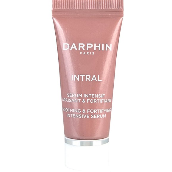 Δώρο Darphin Intral Soothing & Fortifying Intensive Serum 5ml Δώρο Darphin Intral Soothing & Fortifying Intensive Serum 5ml