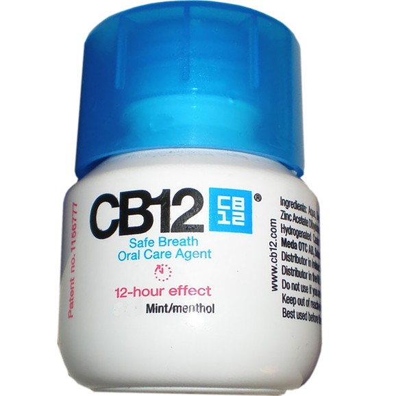 Δώρο CB12 Στοματικό Διάλυμα για Ασφαλή Αναπνοή με Ευχάριστη Γεύση Μέντα 10ml