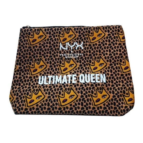 Δώρο Nyx Ultimate Queen Neseser Πρακτικό Νεσεσέρ 1 Τεμάχιο