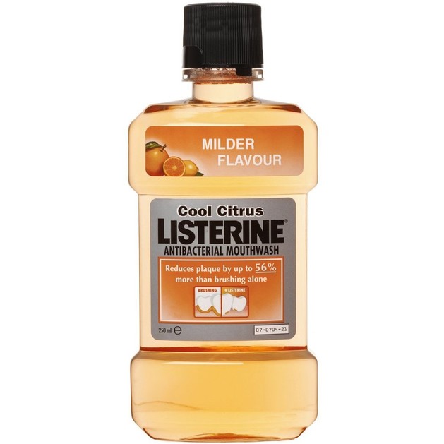 Listerine Solution Cool Citrus Καταπολεμά τα Μικρόβια που Προκαλούν την Οδοντική Πλάκα και την Κακοσμία 250ml Listerine Solution Cool Citrus Καταπολεμά τα Μικρόβια που Προκαλούν την Οδοντική Πλάκα και την Κακοσμία 250ml