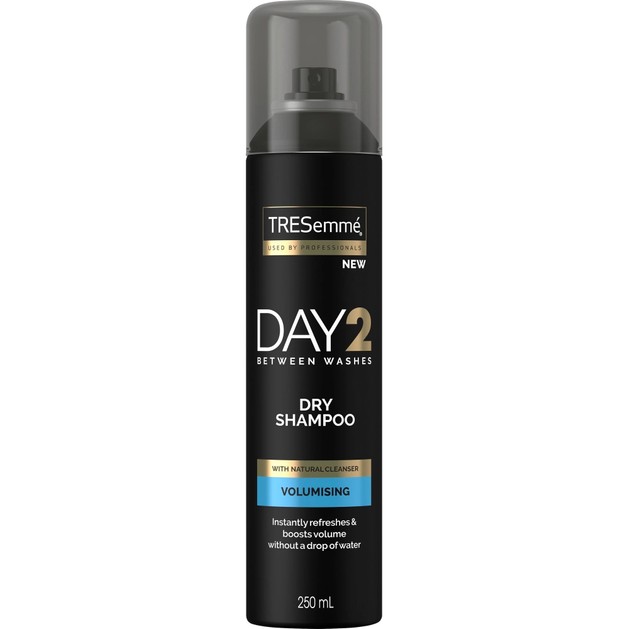 TRESemme Day 2 Dry Shampoo Volumising Ξηρό Σαμπουάν για Όγκο & Λάμψη250ml TRESemme Day 2 Dry Shampoo Volumising Ξηρό Σαμπουάν για Όγκο & Λάμψη250ml