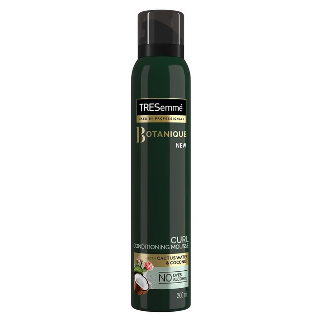 TRESemme Curl Conditioning Mousse Αφρός για Μπούκλες Εμπλουτισμένος με Καρύδα & Νερό Κάκτου για Φυσικό Αποτέλεσμα 200ml TRESemme Curl Conditioning Mousse Αφρός για Μπούκλες Εμπλουτισμένος με Καρύδα & Νερό Κάκτου για Φυσικό Αποτέλεσμα 200ml