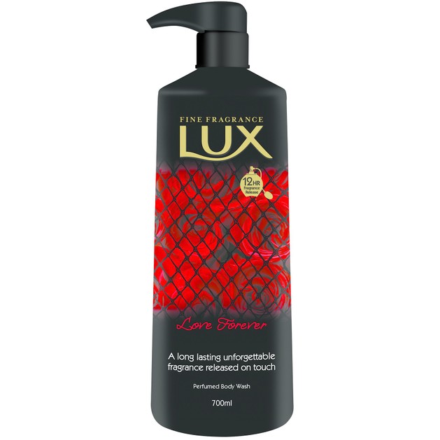 Lux Love Forever Body Wash Αφρόλουτρο Εμπλουτισμένο με Γοητευτικό Άρωμα από Κόκκινα Τριαντάφυλλα & Μαύρα Μούρα 700ml Lux Love Forever Body Wash Αφρόλουτρο Εμπλουτισμένο με Γοητευτικό Άρωμα από Κόκκινα Τριαντάφυλλα & Μαύρα Μούρα 700ml