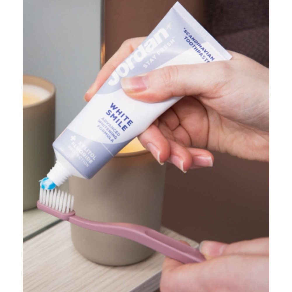 JORDAN - White Smile Λευκαντική Οδοντόκρεμα - 75ml