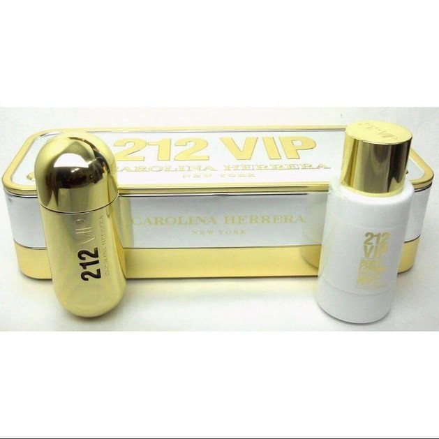 Carolina Herrera 212 VIP Set Eau De Parfum 80ml and Body Lotion 200ml Carolina Herrera 212 VIP Set Eau De Parfum 80ml and Body Lotion 200ml