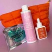 Aloe Colors Promo Skincare Bag Glow With Vitamin C Glow Drops Serum 50ml & Milky Cloud Toner 200ml & Eye Patces Set 1 Τεμάχιο & Δώρο Νεσεσέρ 1 Τεμάχιο