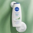 Nivea Creme Aloe With Vitamins & Oils Shower Gel 650ml Nivea Creme Aloe With Vitamins & Oils Shower Gel 650ml